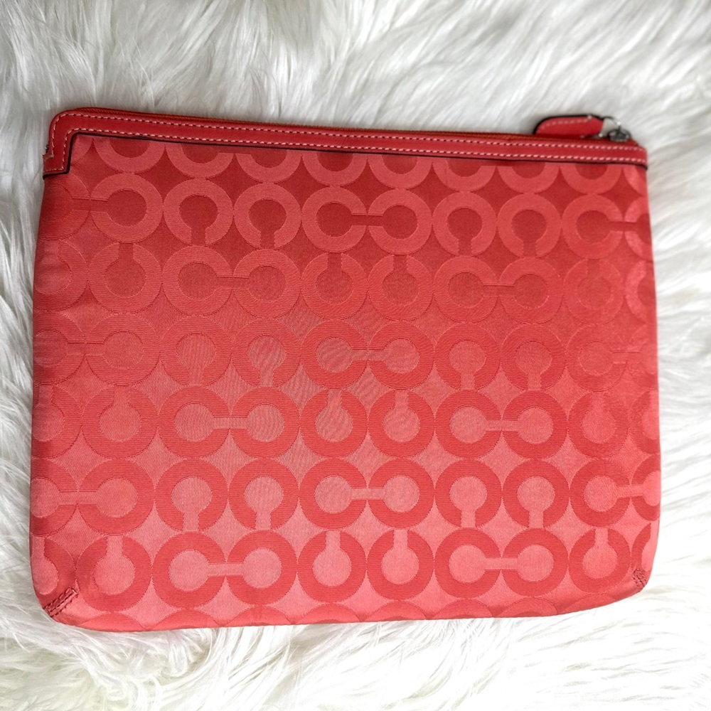 ⭐️Coach 64902E Coral Orange Tablet Sleeve - Picture 4 of 9